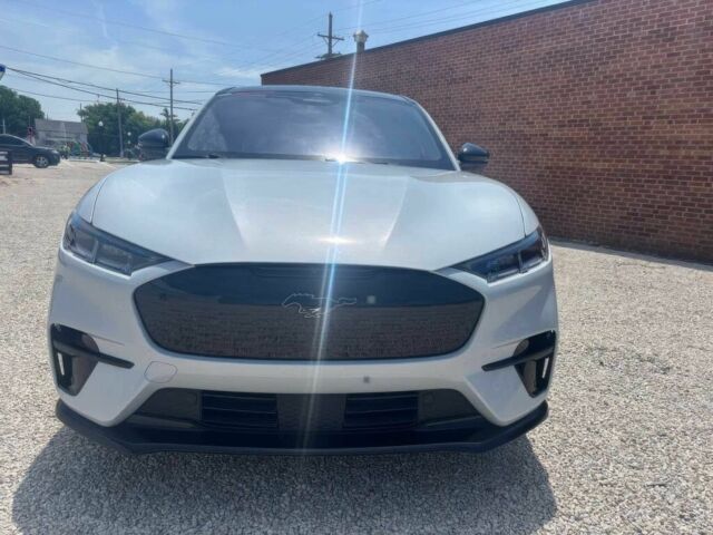 Білий Форд Мустанг, об'ємом двигуна 0 л та пробігом 30 тис. км за 15000 $, фото 1 на Automoto.ua