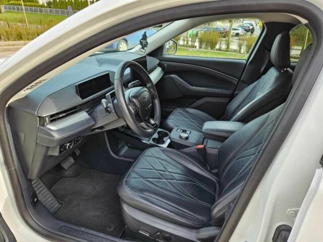 Білий Форд Мустанг, об'ємом двигуна 0 л та пробігом 22 тис. км за 14700 $, фото 12 на Automoto.ua