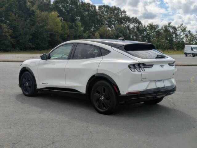 Белый Форд Мустанг, объемом двигателя 0 л и пробегом 23 тыс. км за 11300 $, фото 6 на Automoto.ua