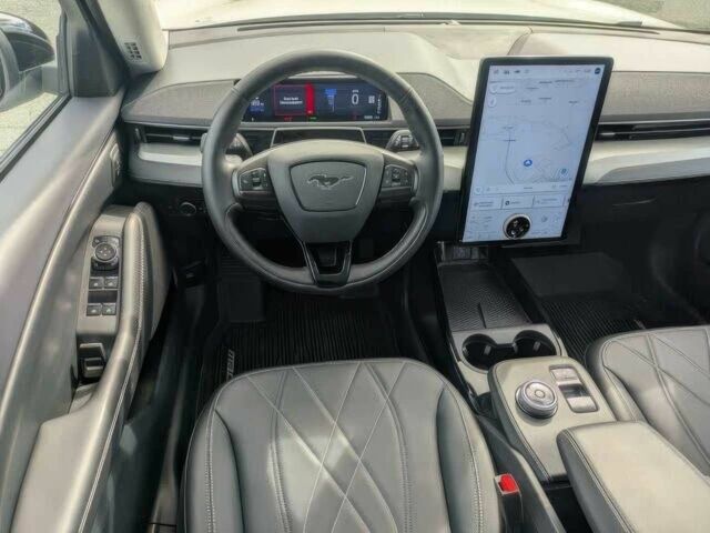 Белый Форд Мустанг, объемом двигателя 0 л и пробегом 23 тыс. км за 11300 $, фото 8 на Automoto.ua