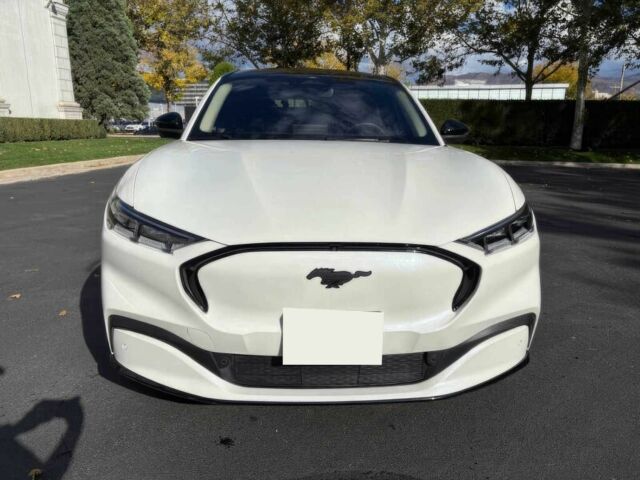 Белый Форд Мустанг, объемом двигателя 0 л и пробегом 14 тыс. км за 17800 $, фото 1 на Automoto.ua