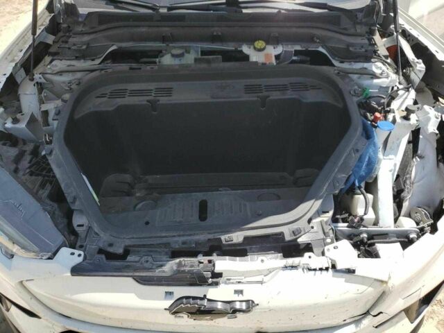 Белый Форд Мустанг, объемом двигателя 0 л и пробегом 29 тыс. км за 6000 $, фото 3 на Automoto.ua