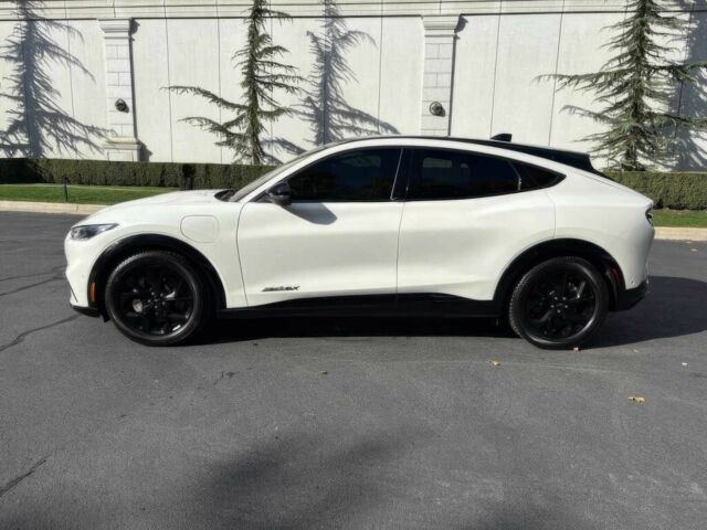 Белый Форд Мустанг, объемом двигателя 0 л и пробегом 14 тыс. км за 17800 $, фото 4 на Automoto.ua