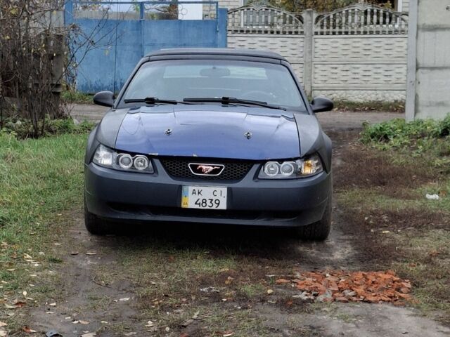 Черный Форд Мустанг, объемом двигателя 4 л и пробегом 1000 тыс. км за 4771 $, фото 4 на Automoto.ua