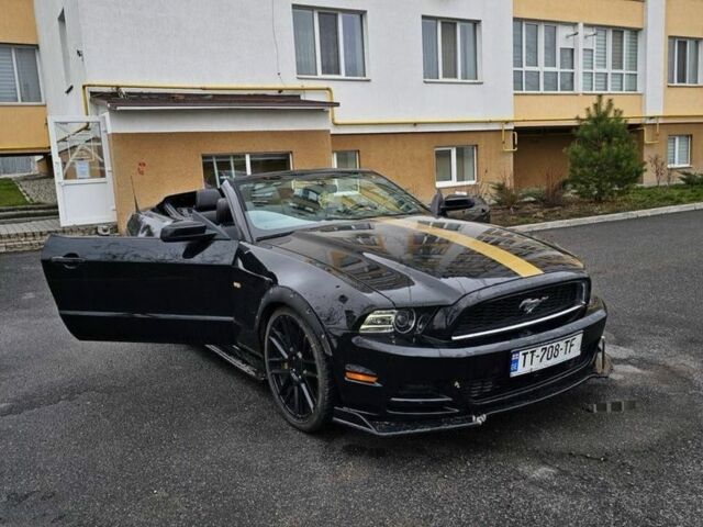 Черный Форд Мустанг, объемом двигателя 3.7 л и пробегом 138 тыс. км за 6500 $, фото 3 на Automoto.ua