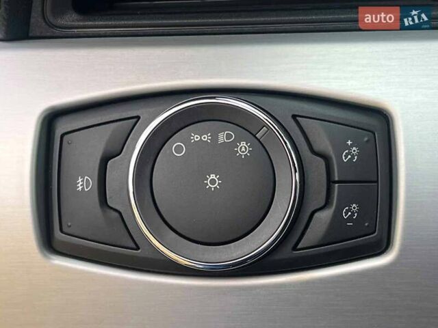 Черный Форд Мустанг, объемом двигателя 2.3 л и пробегом 101 тыс. км за 15990 $, фото 15 на Automoto.ua