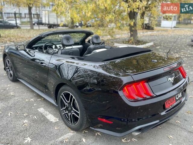 Черный Форд Мустанг, объемом двигателя 2.26 л и пробегом 121 тыс. км за 17999 $, фото 19 на Automoto.ua