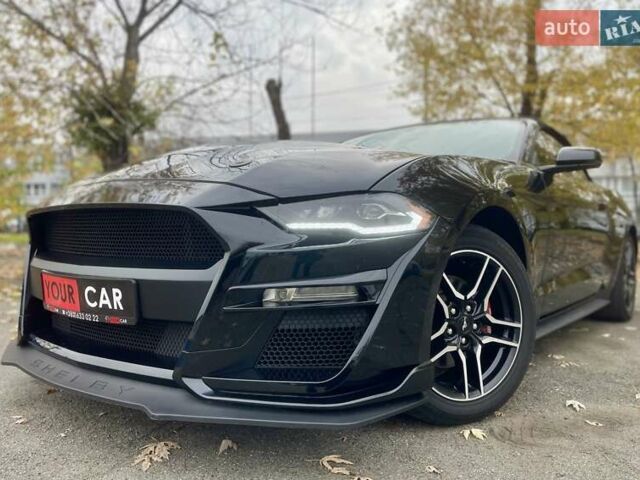 Черный Форд Мустанг, объемом двигателя 2.26 л и пробегом 121 тыс. км за 17999 $, фото 5 на Automoto.ua