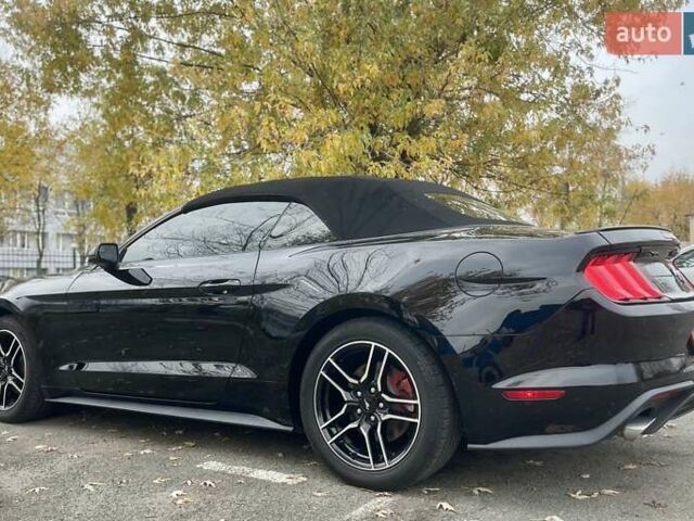 Черный Форд Мустанг, объемом двигателя 2.26 л и пробегом 121 тыс. км за 17999 $, фото 11 на Automoto.ua