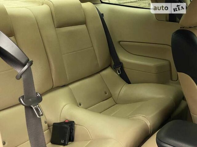 Черный Форд Мустанг, объемом двигателя 4 л и пробегом 107 тыс. км за 10500 $, фото 18 на Automoto.ua
