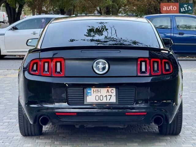 Чорний Форд Мустанг, об'ємом двигуна 3.7 л та пробігом 237 тис. км за 11999 $, фото 10 на Automoto.ua