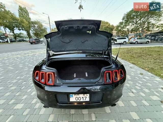 Чорний Форд Мустанг, об'ємом двигуна 3.7 л та пробігом 237 тис. км за 11999 $, фото 57 на Automoto.ua