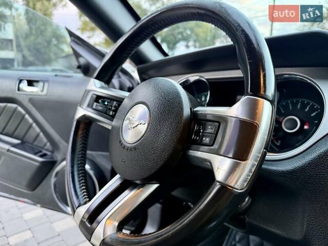 Чорний Форд Мустанг, об'ємом двигуна 3.7 л та пробігом 237 тис. км за 11999 $, фото 50 на Automoto.ua