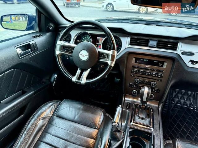 Чорний Форд Мустанг, об'ємом двигуна 3.7 л та пробігом 237 тис. км за 11999 $, фото 58 на Automoto.ua