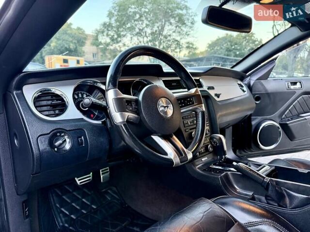 Чорний Форд Мустанг, об'ємом двигуна 3.7 л та пробігом 237 тис. км за 11999 $, фото 39 на Automoto.ua