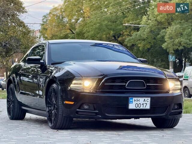 Чорний Форд Мустанг, об'ємом двигуна 3.7 л та пробігом 237 тис. км за 11999 $, фото 5 на Automoto.ua