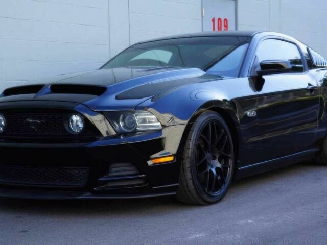 Черный Форд Мустанг, объемом двигателя 5 л и пробегом 80 тыс. км за 8800 $, фото 2 на Automoto.ua