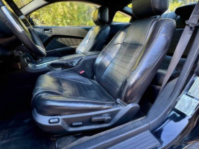 Черный Форд Мустанг, объемом двигателя 3.7 л и пробегом 87 тыс. км за 6300 $, фото 10 на Automoto.ua