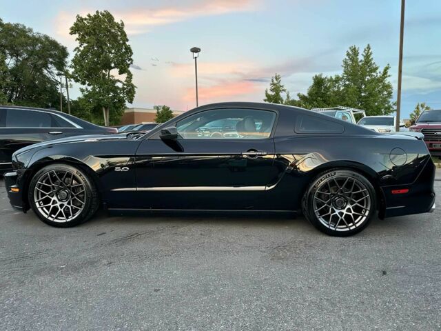 Форд Мустанг 2014 в Житомире на Automoto.ua Черный Форд Мустанг, объемом двигателя 5 л и пробегом 84 тыс. км за 7100 $, фото 3 на Automoto.ua