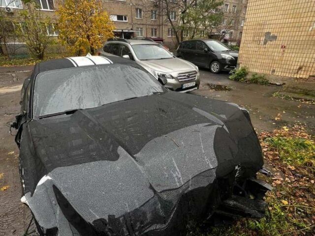 Черный Форд Мустанг, объемом двигателя 2.3 л и пробегом 150 тыс. км за 7499 $, фото 14 на Automoto.ua