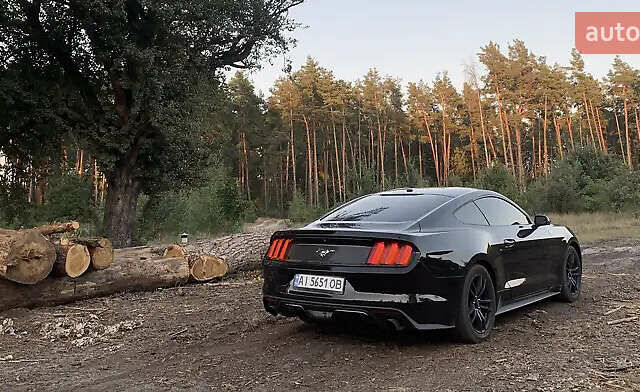Черный Форд Мустанг, объемом двигателя 2.26 л и пробегом 180 тыс. км за 12000 $, фото 35 на Automoto.ua