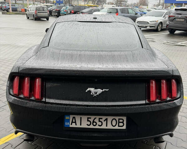 Черный Форд Мустанг, объемом двигателя 2.26 л и пробегом 180 тыс. км за 12000 $, фото 95 на Automoto.ua