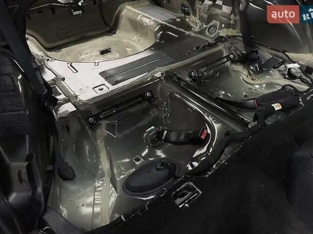 Черный Форд Мустанг, объемом двигателя 2.26 л и пробегом 180 тыс. км за 12000 $, фото 47 на Automoto.ua