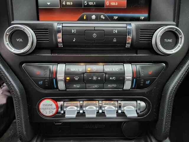 Чорний Форд Мустанг, об'ємом двигуна 5 л та пробігом 71 тис. км за 4400 $, фото 9 на Automoto.ua