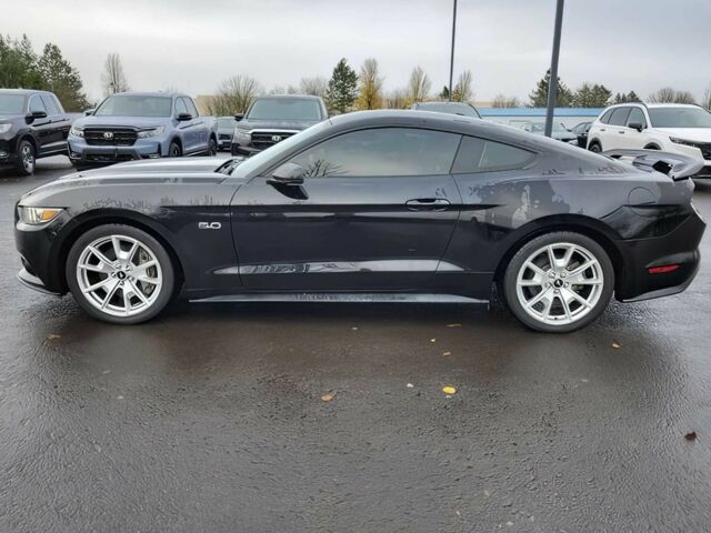 Чорний Форд Мустанг, об'ємом двигуна 5 л та пробігом 71 тис. км за 4400 $, фото 2 на Automoto.ua