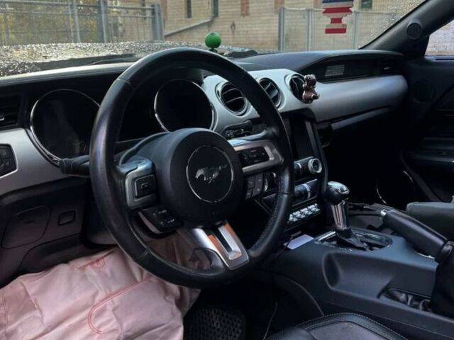 Черный Форд Мустанг, объемом двигателя 2.3 л и пробегом 150 тыс. км за 7499 $, фото 9 на Automoto.ua