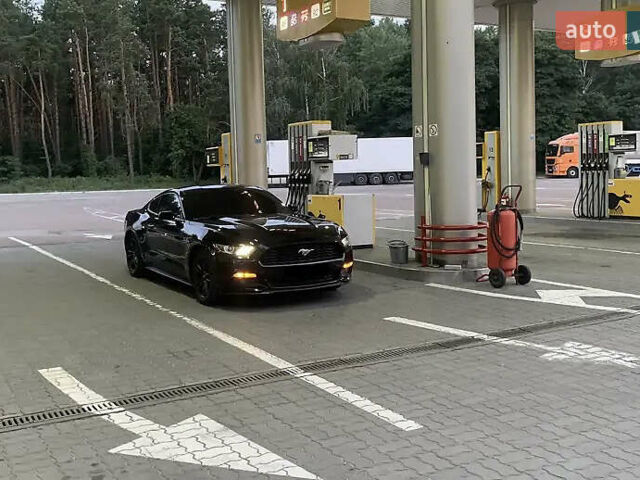 Черный Форд Мустанг, объемом двигателя 2.26 л и пробегом 180 тыс. км за 12000 $, фото 52 на Automoto.ua