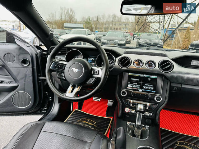 Черный Форд Мустанг, объемом двигателя 2.26 л и пробегом 131 тыс. км за 15300 $, фото 18 на Automoto.ua