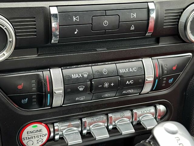 Чорний Форд Мустанг, об'ємом двигуна 5 л та пробігом 79 тис. км за 4500 $, фото 9 на Automoto.ua