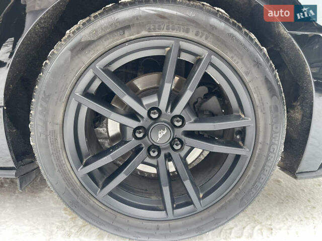 Черный Форд Мустанг, объемом двигателя 2.26 л и пробегом 186 тыс. км за 12900 $, фото 66 на Automoto.ua