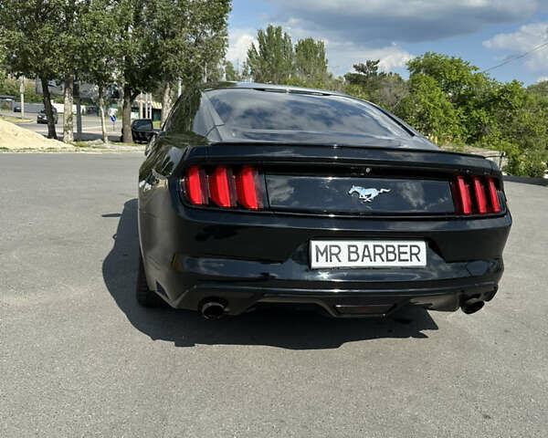 Форд Мустанг 2015 в Днепре (Днепропетровске) на Automoto.ua Черный Форд Мустанг, объемом двигателя 2.26 л и пробегом 89 тыс. км за 15500 $, фото 5 на Automoto.ua