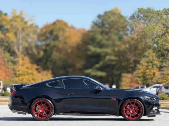 Черный Форд Мустанг, объемом двигателя 5 л и пробегом 71 тыс. км за 7500 $, фото 7 на Automoto.ua