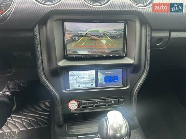 Черный Форд Мустанг, объемом двигателя 5.16 л и пробегом 124 тыс. км за 31500 $, фото 20 на Automoto.ua