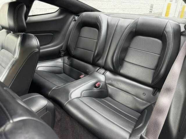 Черный Форд Мустанг, объемом двигателя 5 л и пробегом 98 тыс. км за 11000 $, фото 12 на Automoto.ua