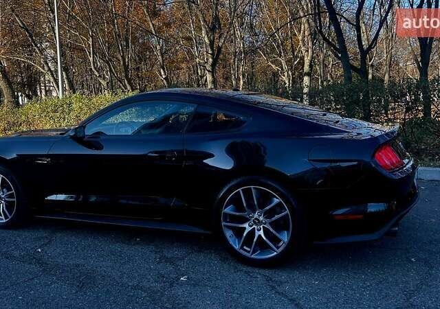 Чорний Форд Мустанг, об'ємом двигуна 2.26 л та пробігом 135 тис. км за 15650 $, фото 3 на Automoto.ua