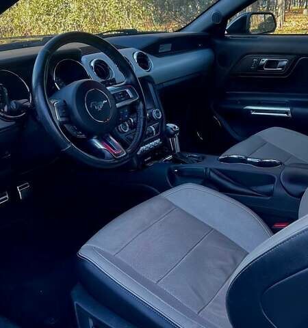 Чорний Форд Мустанг, об'ємом двигуна 2.26 л та пробігом 135 тис. км за 15650 $, фото 6 на Automoto.ua