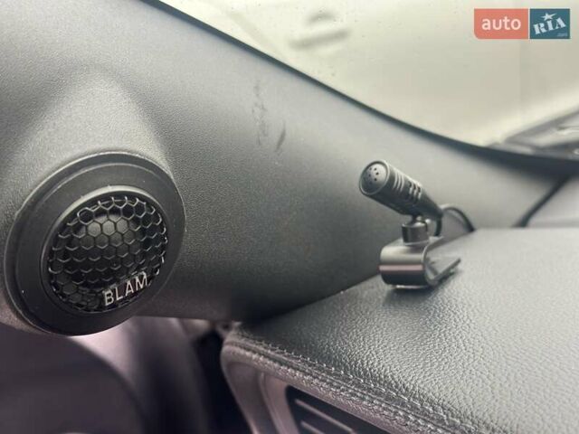 Черный Форд Мустанг, объемом двигателя 5.16 л и пробегом 124 тыс. км за 31500 $, фото 11 на Automoto.ua