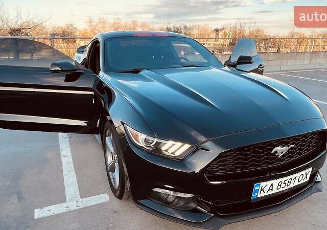 Чорний Форд Мустанг, об'ємом двигуна 2.26 л та пробігом 71 тис. км за 18500 $, фото 21 на Automoto.ua