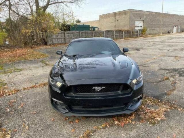 Чорний Форд Мустанг, об'ємом двигуна 5 л та пробігом 150 тис. км за 9000 $, фото 1 на Automoto.ua