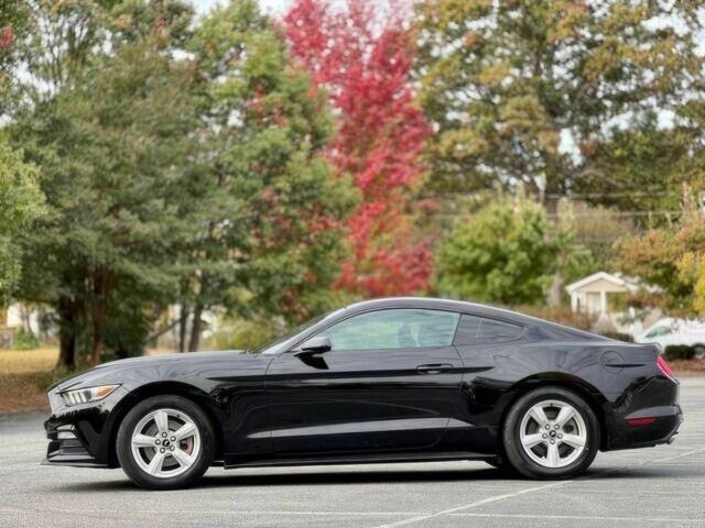 Чорний Форд Мустанг, об'ємом двигуна 3.7 л та пробігом 64 тис. км за 8100 $, фото 3 на Automoto.ua