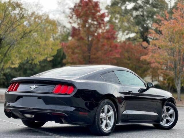 Чорний Форд Мустанг, об'ємом двигуна 3.7 л та пробігом 64 тис. км за 8100 $, фото 5 на Automoto.ua