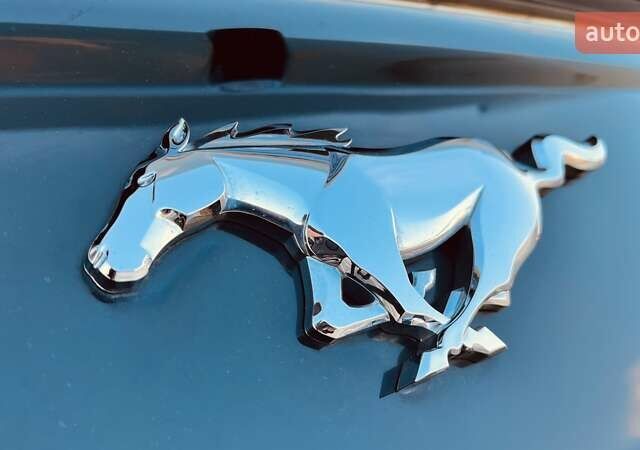 Чорний Форд Мустанг, об'ємом двигуна 2.26 л та пробігом 71 тис. км за 18500 $, фото 20 на Automoto.ua