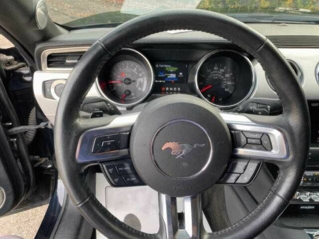 Чорний Форд Мустанг, об'ємом двигуна 5 л та пробігом 150 тис. км за 9000 $, фото 9 на Automoto.ua