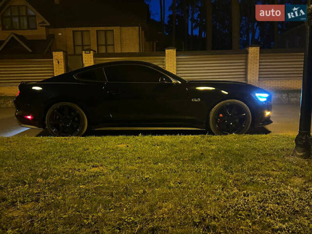 Форд Мустанг 2017 в Чернигове на Automoto.ua Черный Форд Мустанг, объемом двигателя 4.95 л и пробегом 113 тыс. км за 26800 $, фото 8 на Automoto.ua