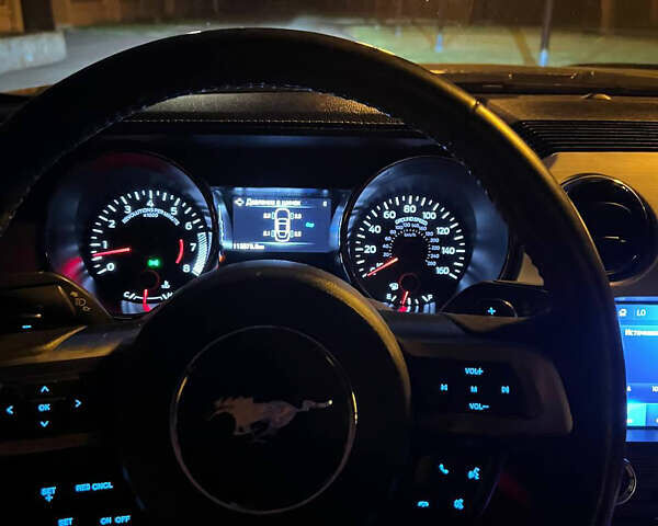 Форд Мустанг 2017 в Чернигове на Automoto.ua Черный Форд Мустанг, объемом двигателя 4.95 л и пробегом 113 тыс. км за 26800 $, фото 14 на Automoto.ua