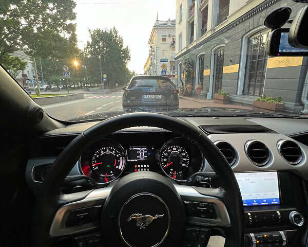 Форд Мустанг 2017 в Чернигове на Automoto.ua Черный Форд Мустанг, объемом двигателя 4.95 л и пробегом 113 тыс. км за 26800 $, фото 28 на Automoto.ua